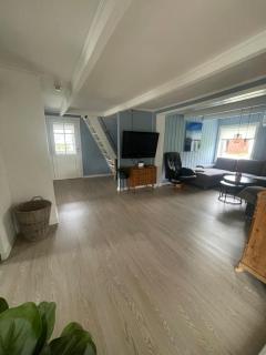 Flott feriehus ved sjøen - - 8
