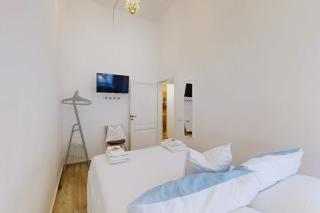Casa Vacanze BorgoVI House - Rome - 4