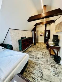 Villa & Restaurant Levoslav House - Sibiu - 2