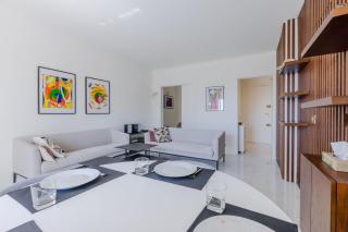 Upscale 2-Br apartment swimming pool sea view - 3