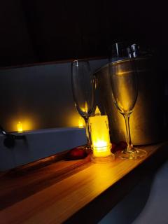 Chalé com hidro, lareira e café da manhã - 4