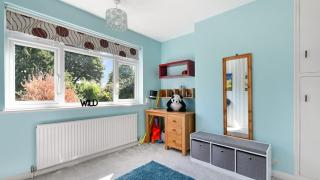 Stoneleigh Haven: 3BD Home with Garden & Comfort - 4