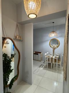 Glamorous 3BR Suite in Uptown BGC w/Bathtub - Manila - 9