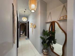 Glamorous 3BR Suite in Uptown BGC w/Bathtub - Manila - 6