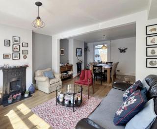 Amazing Abodes - Birmingham - 6
