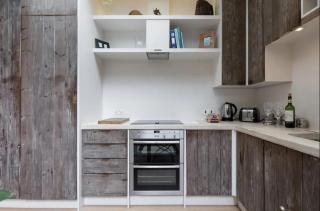 Retreat to a Stylish 1 Bedroom Flat in Chelsea - London - 5