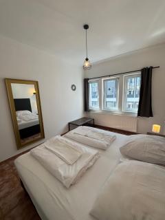 Cologne Apartments, direkt am Dom Zentrum 3 Zimmer Studio 46 qm - 2