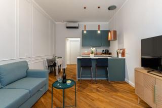 House of David Modern Apt - 1