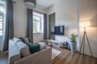 CoView - Design Apartment mit vollausgestatteter Küche, Terrasse, eigenem Zugang, Highspeed Wlan - Dresda - 5