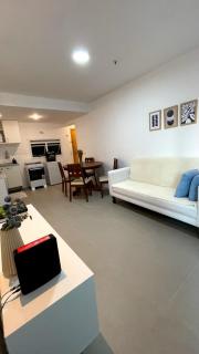 Flat funcional e bem localizado - 0