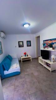 Anastelia Apartments - The Backyard - 3