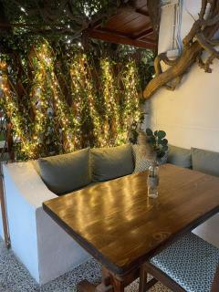 Semiramis Guesthouse - Adamantas - 4