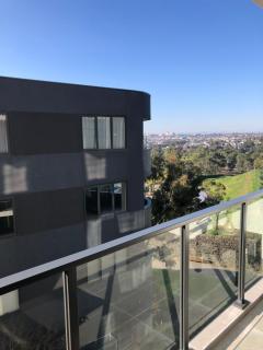 Entire apartment with washer-dryer machine near Footscray - 8