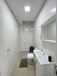 Casa geminada 500m da praia - 2