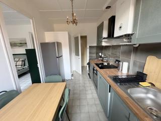 25 CHIC & COSY F3 47m2 HYPERCENTRE WIFI SMART TV NETFLIX - Saint-Étienne - 3