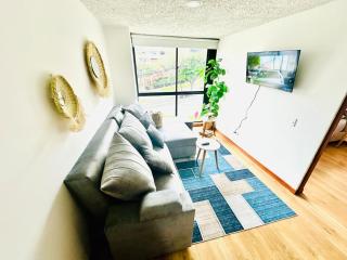 Fully equipped apt at trendy historic center - Bogotá - 8