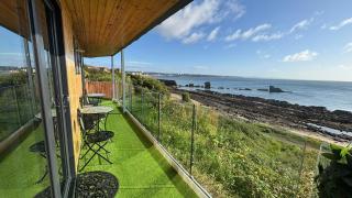 Luxury beach front rooms- PMA - Kirkcaldy - 0