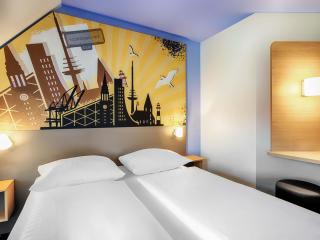B&B Hotel Kiel-Holstenbrücke - Kiel - 7