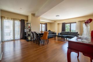 Spacious One Bedroom Apartment with View and Elevator - Istanbul - 8