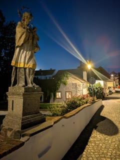 Chaloupka u Mostu sv Jana v centru Vodňan - Vodňany - 9