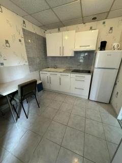 Studio charmant à Néris-les-Bains, 20 m², avec terrasse C - Néris-les-Bains - 9