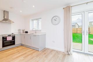 Stylish 3 Bedroom Home Perfect for Families - Bicester - 1