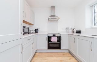 Stylish 4 Bedroom Home Perfect for Families - 4