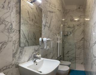 TINTORETTO 4, 3 GRANDI CAMERE DA LETTO, 2 BAGNI - 6