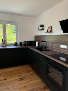 Neubau, Bergpanorama, gute Lage, Tiefgarage - 7