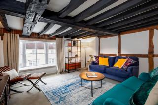 Stylish 2-bed 16th-century apartment in Petersfield town centre, - Petersfield - 6