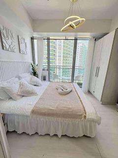 Adeo Staycation - Manila - 0