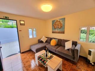 House in Central Sanatana, Near Top Hiking Trails and Levadas, Pico Ruivo - Santana - 7