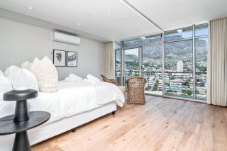 Penthouse with Majestic Views - 0