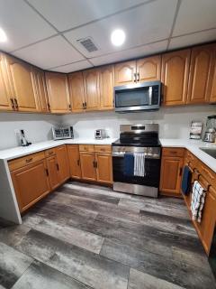 Entire Home 3BR 1BA St Pete FL Close to VA Medical Center - 3