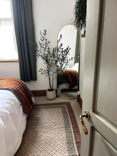 Rufloreo Flats 1 - central gem - Buxton - 5