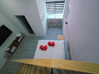 Apple House - 5