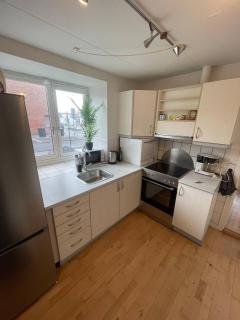 Central apartment with parking and Netflix - Arhus - 3