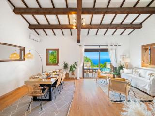 Villa Horizon - 5min from Monaco - Panoramic view - Infinity Pool - Air conditionner - Garden - Parking - Premium Services - Near Monaco Events - 5