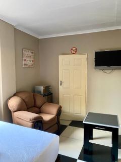Miraton Eastgate Suites - 2