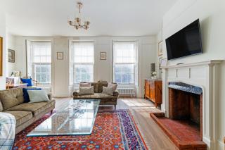 Opposite Windsor Castle, Center of town, Castle view 4 Bed Apartment, Sleeps up to 7, Consorts & Concubines - Windsor - 7
