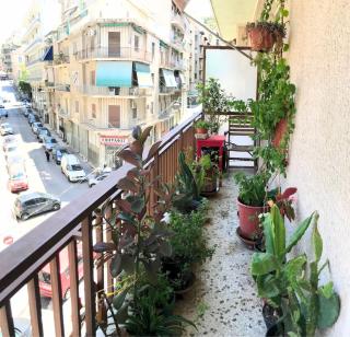 Sunny room in the heart of the city - Athen - 3