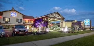 White Pine Inn & Suites - 2