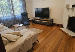 Renovated home in central location - Sandy Bay - 5