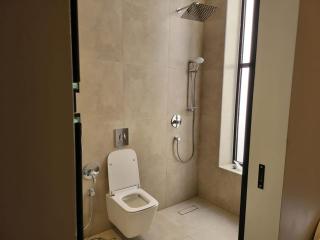 شقة أرضية بمدخل وموقف خاص Ground Floor Apartment with Private Entrance and Parking - Riad - 7