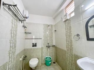 SEA VIEW- Family Hotel New T B- Resort inn, puri - near sea beach and Jagannath temple - Puri - 4