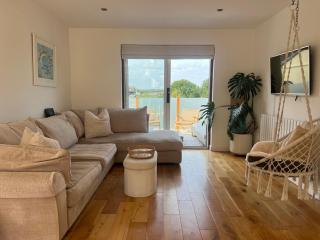 Family Home with Sauna & Garden - Newquay - 3