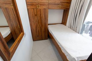 budget rooms for female guest in the heart of Dubai - 9