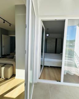 Sunny Apartment - 2