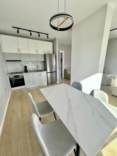 Sunny Apartment - 6