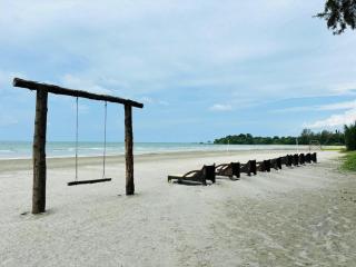 Desaru Beach Luxury Suites Pool View 3Pax E1 - 5
